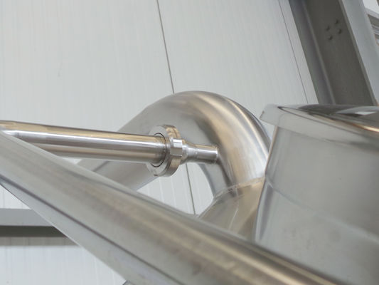 1 x 1.5m³ bier kookketel; brouwketel; geisoleerd met schouw voor gasdampen