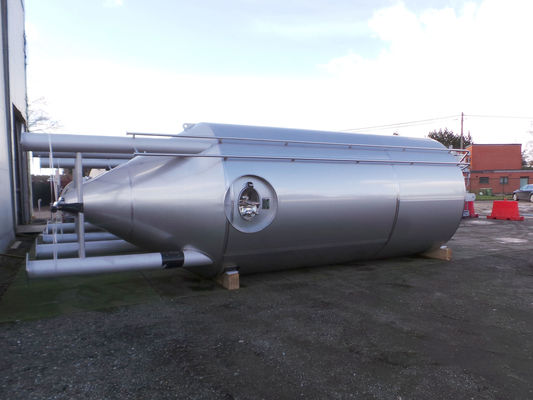 OR150994: 2 x 30m³ AISI304; cuve de stockage isolée; échangeur thermique; verticale