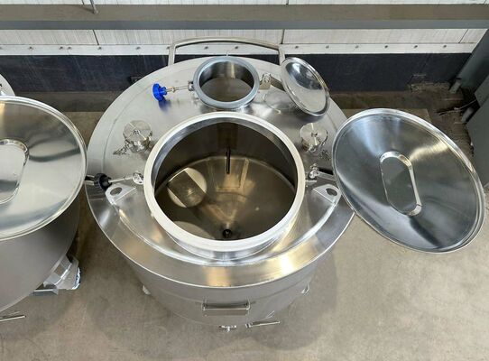 2 x Brand new 400L stainless-steel AISI316L vertical storage tanks.