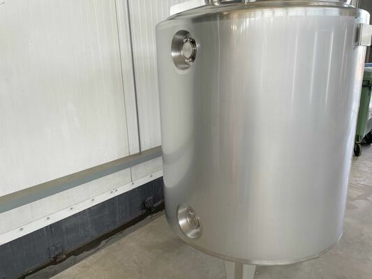 1 x Nieuwe roestvrijstalen verticale mengtank van 1.330L in AISI316L