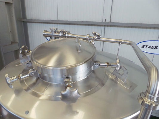 1 x 1.600L : AISI304 BBT helder bier tanks; 3.3 bar PED CE TüV; 10% Rx