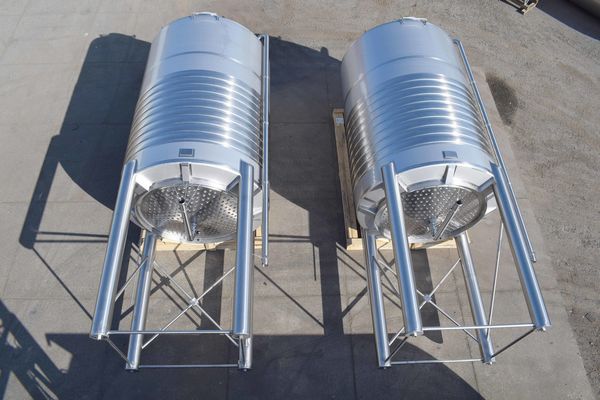 2 x 15.300L AISI304L cuve de mélange en acier inoxydable avec echangeur de chaleur