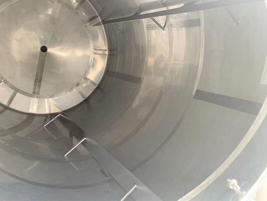 1 x New 15.300L stainless-steel AISI304L vertical mixing tank.