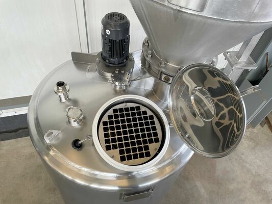 1 x Nieuwe roestvrijstalen verticale mengtank van 1.330L in AISI316L