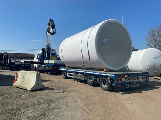 4 x neue vertikale Lagertanks aus polyester mit einem Fassungsvermögen von 42.000L
