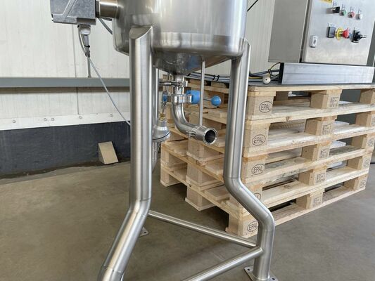 1 x Nieuwe roestvrijstalen verticale mengtank van 50L in AISI316L