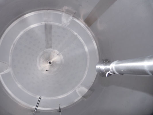 OR160743 - Brouwerij: 3 x 1.350L AISI304; CCT bier fermentatie tanks; 0.5 bar