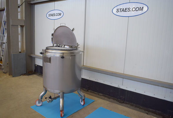 OR180300 - 4 x 300L AISI316; Mischbehälter; Isoliert; Wärmetauscher