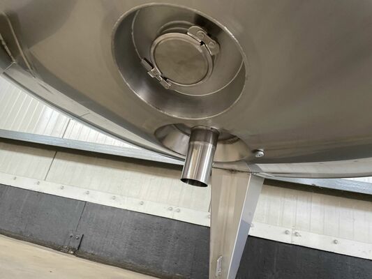 1 x Nieuwe roestvrijstalen verticale mengtank van 1.330L in AISI316L