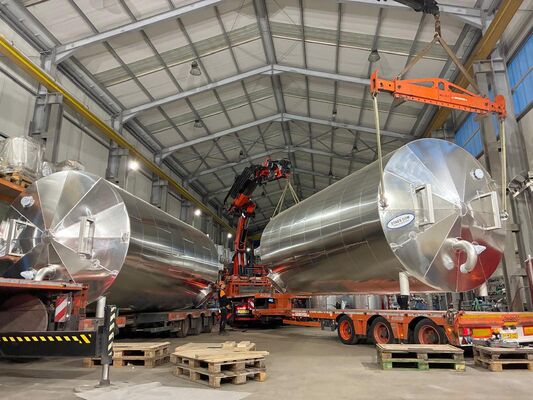 2 x Brand new 50.000L stainless-steel AISI304L vertical storage tanks.