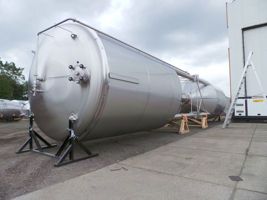 8 x 27,8m³; AISI304; CCT beer fermenters; PED CE TüV; 10% Rx & 2 x 26,2m³: AISI304 BBT bright beer tanks; PED CE TüV; 10% Rx