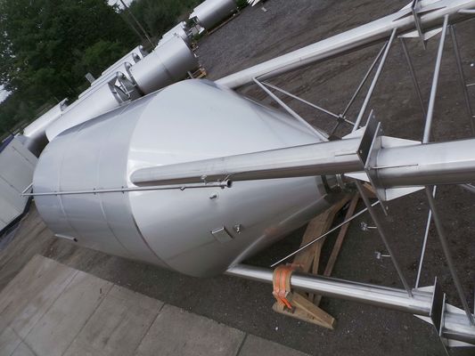 8 x 27,8m³; AISI304; CCT beer fermenters; PED CE TüV; 10% Rx & 2 x 26,2m³: AISI304 BBT bright beer tanks; PED CE TüV; 10% Rx