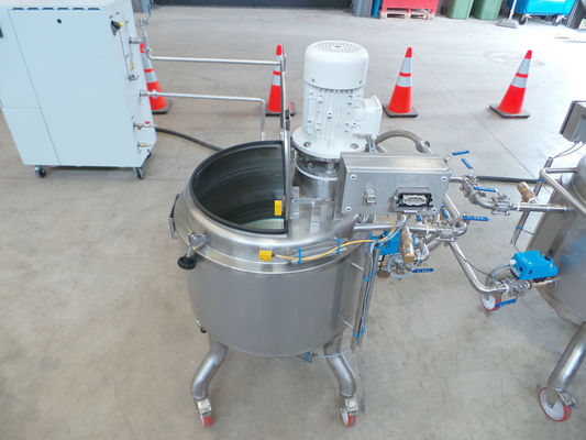 2 x 200L V4A; Mischbehälter mit elektrische Steuerung; Isoliert; Wärmetauscher; Heizaggregat