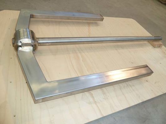 Aperçu général cuves avec echangeur thermique et agitateur