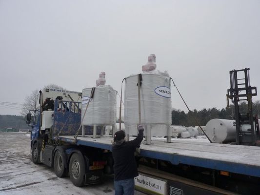 Aperçu général cuves avec echangeur thermique et agitateur