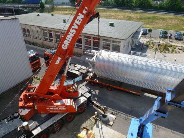 6 x 120.000L - 1006 US bbl - 31.700 US gal AISI 304; Stainless-steel storage-tanks; vertical; insulated; conical