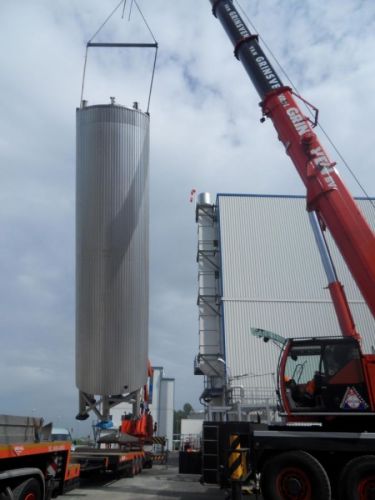 6 x 120.000L - 1006 US bbl - 31.700 US gal AISI 304; Stainless-steel storage-tanks; vertical; insulated; conical