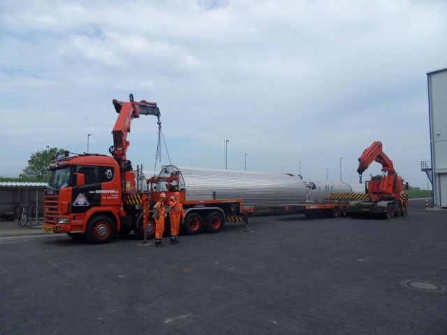 6 x 120.000L - 1006 US bbl - 31.700 US gal AISI 304; Stainless-steel storage-tanks; vertical; insulated; conical