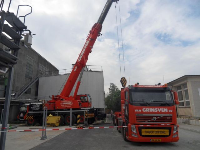 6 x 120.000L - 1006 US bbl - 31.700 US gal AISI 304; Stainless-steel storage-tanks; vertical; insulated; conical