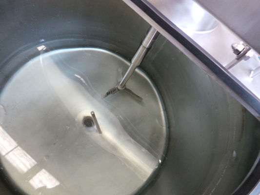 2 x 200L V4A; Mischbehälter mit elektrische Steuerung; Isoliert; Wärmetauscher; Heizaggregat