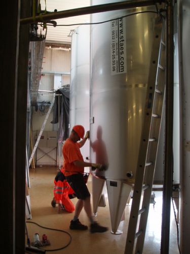 Project 2 x 15m³; AISI 304; warmtewisselaar; raamroerwerk; geisoleerd