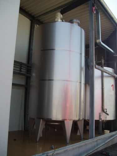 Project 2 x 15m³; AISI 304; warmtewisselaar; raamroerwerk; geisoleerd