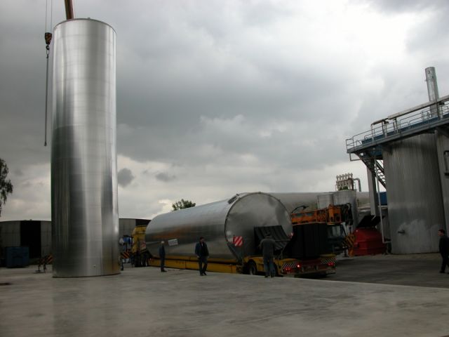 Project 6 x 185m³ & 2 x 60m³ AISI 304; second hand; heat-exchanger; insulated