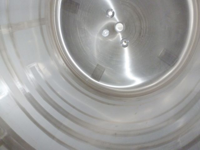 7 x 7.800L - 65 US bbl - 2.060 US gal  AISI 304; CCT beer fermenters; heat-exchanger; insulated; 2 bar pressure PED/CE