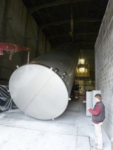 2 x 105 m³ AISI316L; cuves de stockage inoxydable; simple paroi, vertical, fond plat, echangeur thérmique