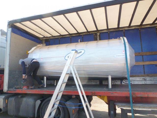 1 x 4.800L -  40 US bbl - 1.270 US gal AISI316; Stainless-steel storage-tank; insulated; horizontal