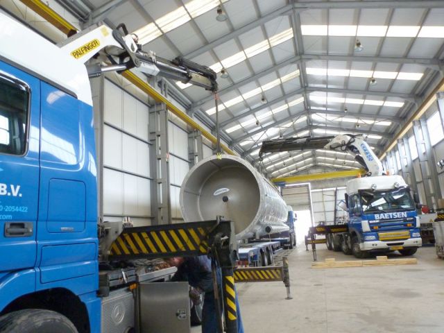 4 x 73m³ AISI316L; isoliert, vertikal, conischer boden auf rok; wärmetauscher