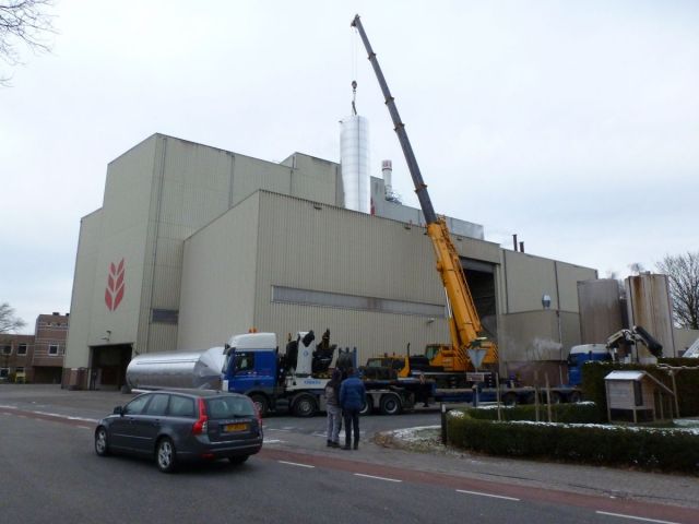 4 x 73m³ AISI316L; isoliert, vertikal, conischer boden auf rok; wärmetauscher