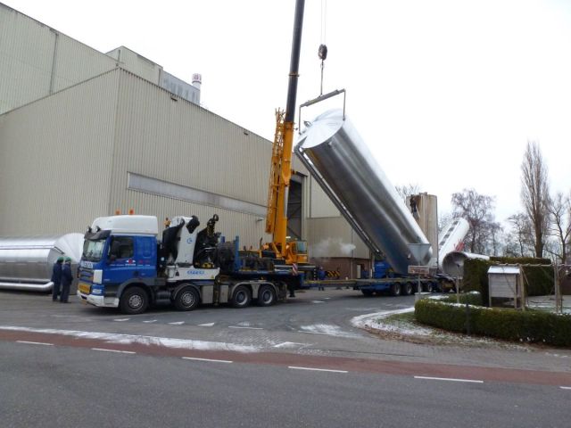 4 x 73m³ AISI316L; isoliert, vertikal, conischer boden auf rok; wärmetauscher