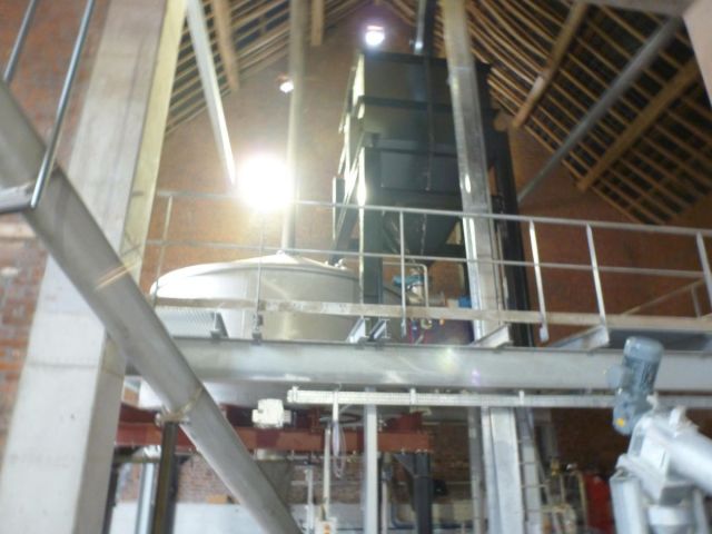 4 x 40.000L - 335 US bbl - 10.566 US gal  AISI304; CCT fermenter tanks; single jacket; vertical