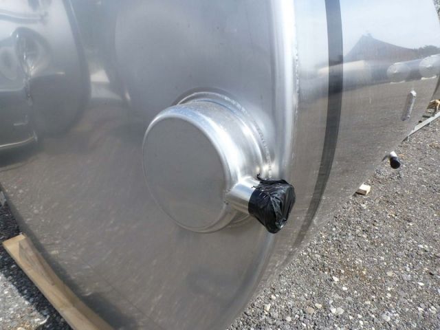 2 x 15m³ V2A; Edelstahl Behälter; einwandig; vertikal; flachboden