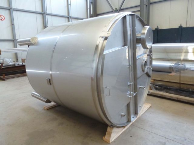 1 x 3.5m³ & 1 x 6.8m³ AISI316L; Edelstahl Behälter; einwandig; vertikal