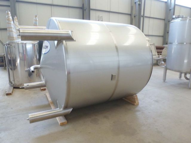 1 x 3.5m³ & 1 x 6.8m³ AISI316L; Edelstahl Behälter; einwandig; vertikal