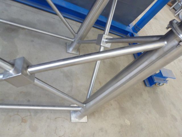 1 x 1.6m³ V4A; einwandig; liegend