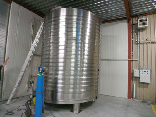 25.500L AISI304L mixing tank; slow speed chocolat agitator; heat exchanger