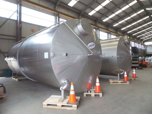 OR160412 - Brouwerij: 2 x 51 m³ AISI 316; roestvrijstalen opslagtanks; geisoleerd; vertikaal;