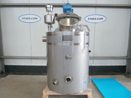 1 x 1.5m³ cuve d'ébullition; isolée avec paroi pour evacuation gaz; bain-marie