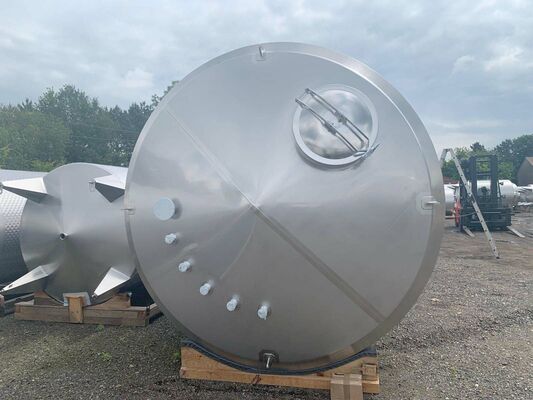 1 x New 25.000L stainless-steel AISI316L vertical storage tank.