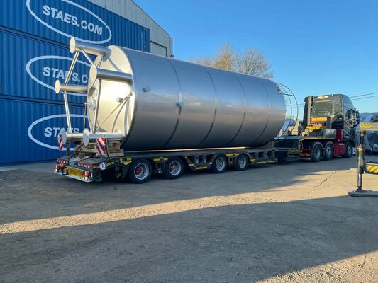 1 x Nieuwe roestvrijstalen verticale opslagtank van 50.000L in AISI304L