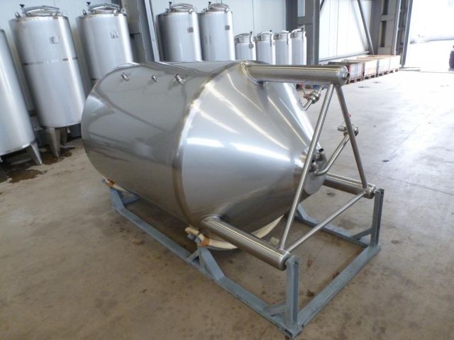 1 x 1.95m³ AISI304; warmtewisselaar; isolatie; verticaal; conisch