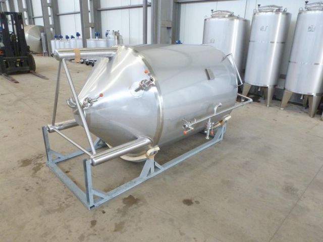 1 x 1.95m³ AISI304; warmtewisselaar; isolatie; verticaal; conisch