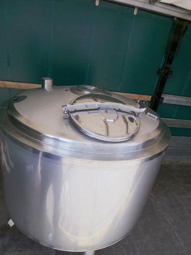 2 x 1060L - 9 US bbl - 280 US gal AISI316; heat-exchanger; insulated; vertical; conical bottom