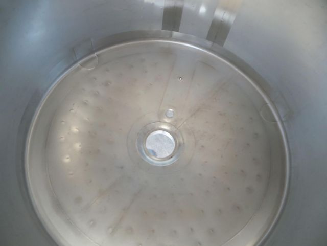 2 x 1060L - 9 US bbl - 280 US gal AISI316; heat-exchanger; insulated; vertical; conical bottom