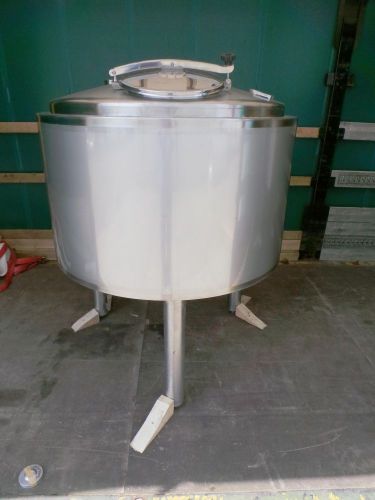 2 x 1060L - 9 US bbl - 280 US gal AISI316; heat-exchanger; insulated; vertical; conical bottom