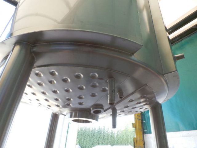 2 x 1060L - 9 US bbl - 280 US gal AISI316; heat-exchanger; insulated; vertical; conical bottom