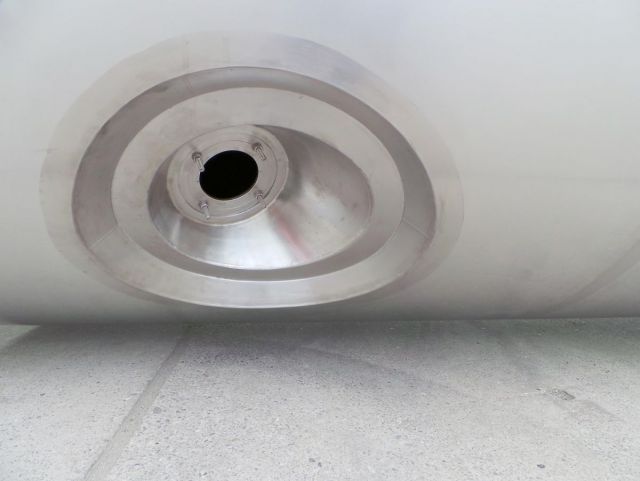 1 x 14.4m³ V2A; wärmetauscher; isoliert; ruhrwerke; vertikal; konisch